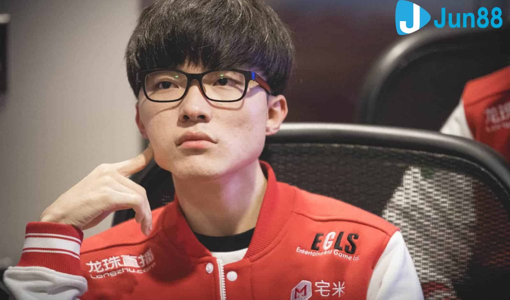 Faker phát "sốc" vì các thành viên T1 khi nhớ về quá khứ